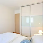 아파트 Bluebell Mit Privatem Parkplatz By Interhome