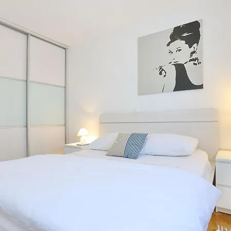 Apartamento Bluebell Mit Privatem Parkplatz By Interhome Zadar