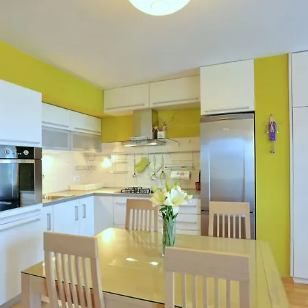 Bluebell Mit Privatem Parkplatz By Interhome