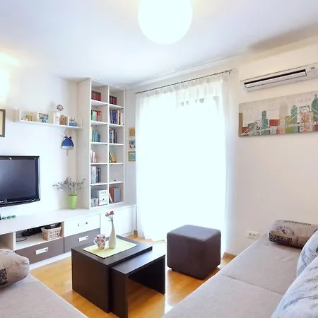 Bluebell Mit Privatem Parkplatz By Interhome Apartamento Zadar