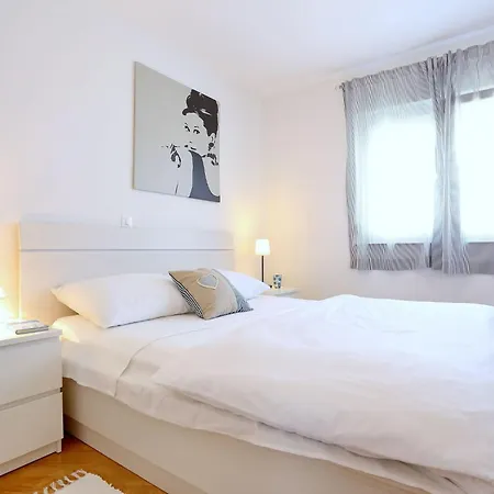 Apartamento Bluebell Mit Privatem Parkplatz By Interhome