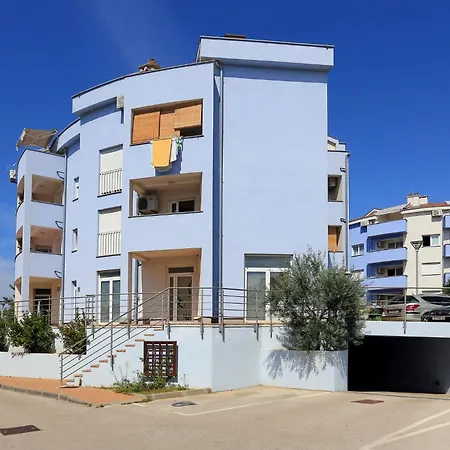 Bluebell Mit Privatem Parkplatz By Interhome * Zadar