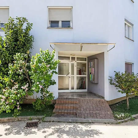 Bluebell Mit Privatem Parkplatz By Interhome Apartamento *